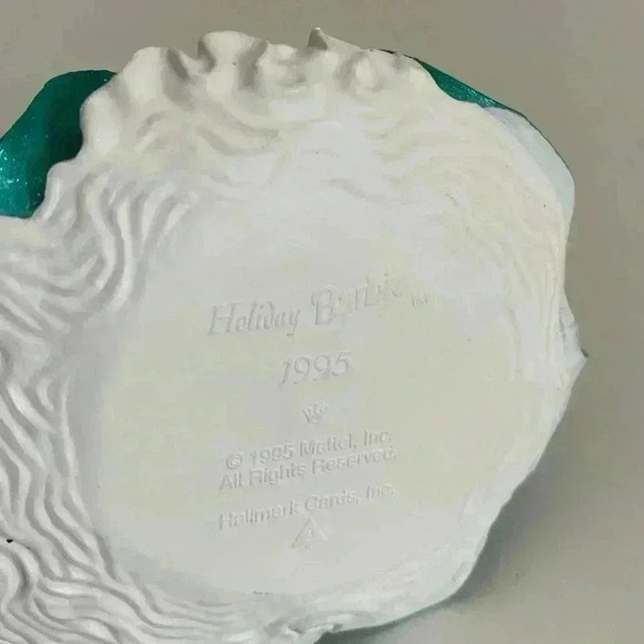 Hallmark Keepsake Ornament Holiday Barbie - Picture 12 of 14